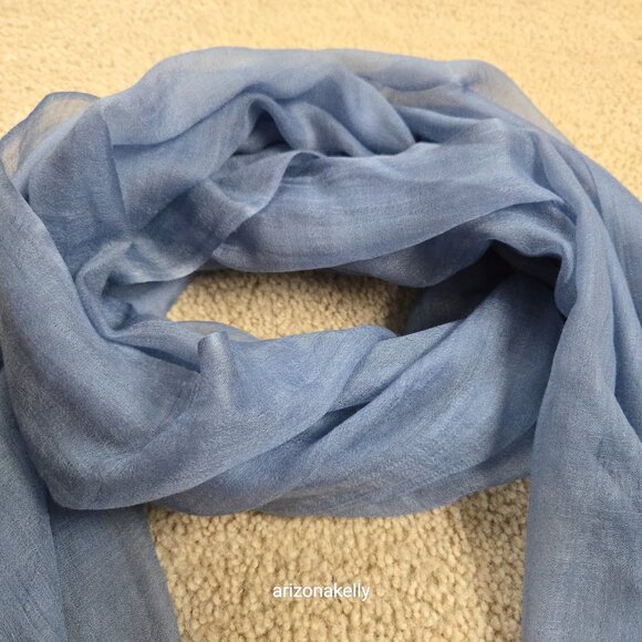 NWOT Cashmere Scarf Wrap Featherweight Tissue Weight Periwinkle Blue Ovcio - Picture 6 of 10